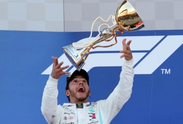 Luis Hamilton Formula 1 üzrə Rusiya Qran-Prisinin qalibi olub