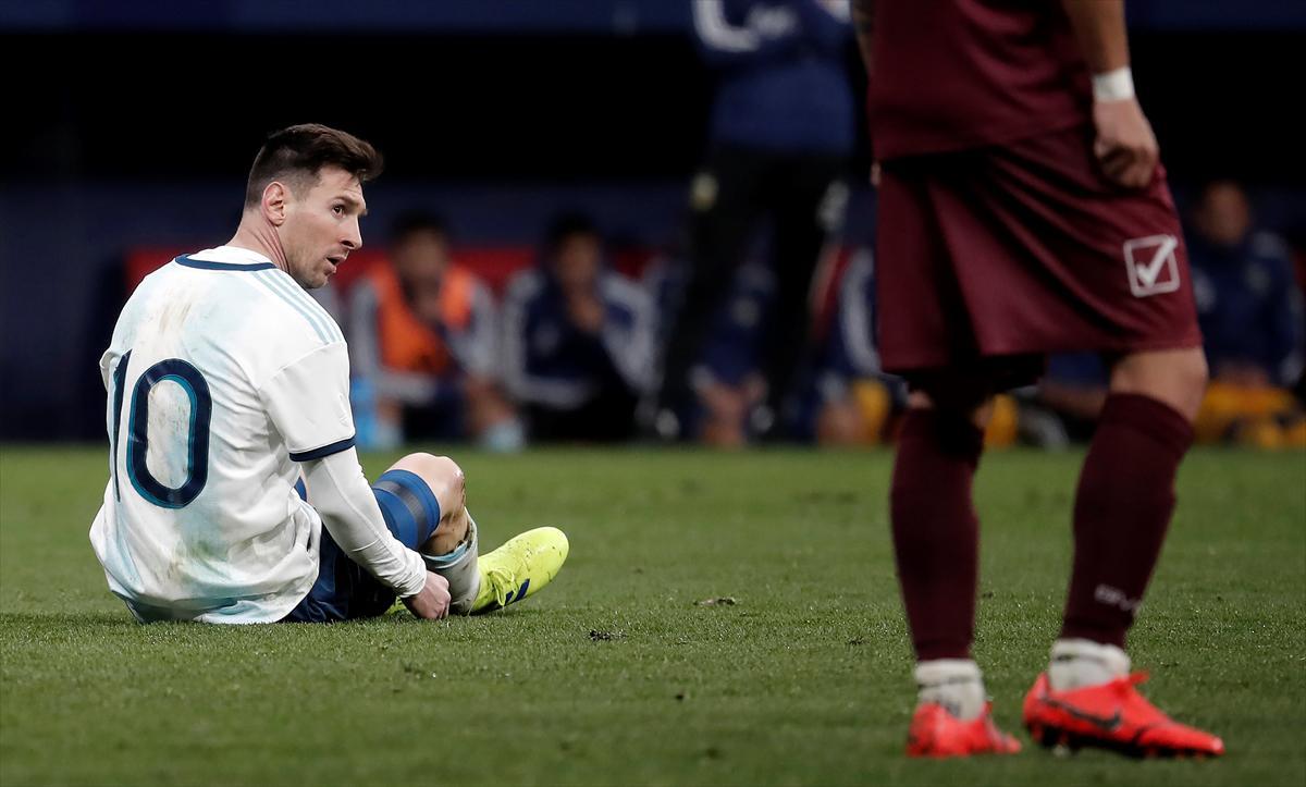 Messi Argentina millisinə qayıtdıqdan sonra zədələnib
