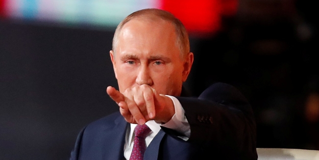 SON DƏQİQƏ: Putin dörd naziri vəzifəsindən azad etdi