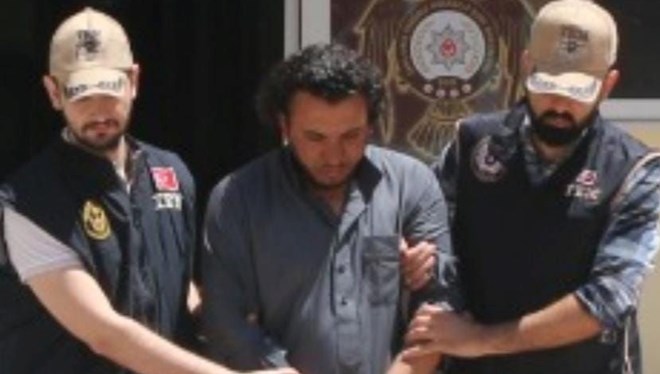 İŞİD üzvü terrorçu-kamikadze Türkiyədə terror törətməyə hazırlaşarkən tutuldu – FOTO