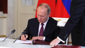 Putin Nazirlər Kabinetinin yeni qaydada formalaşması bağlı qanunu imzaladı 