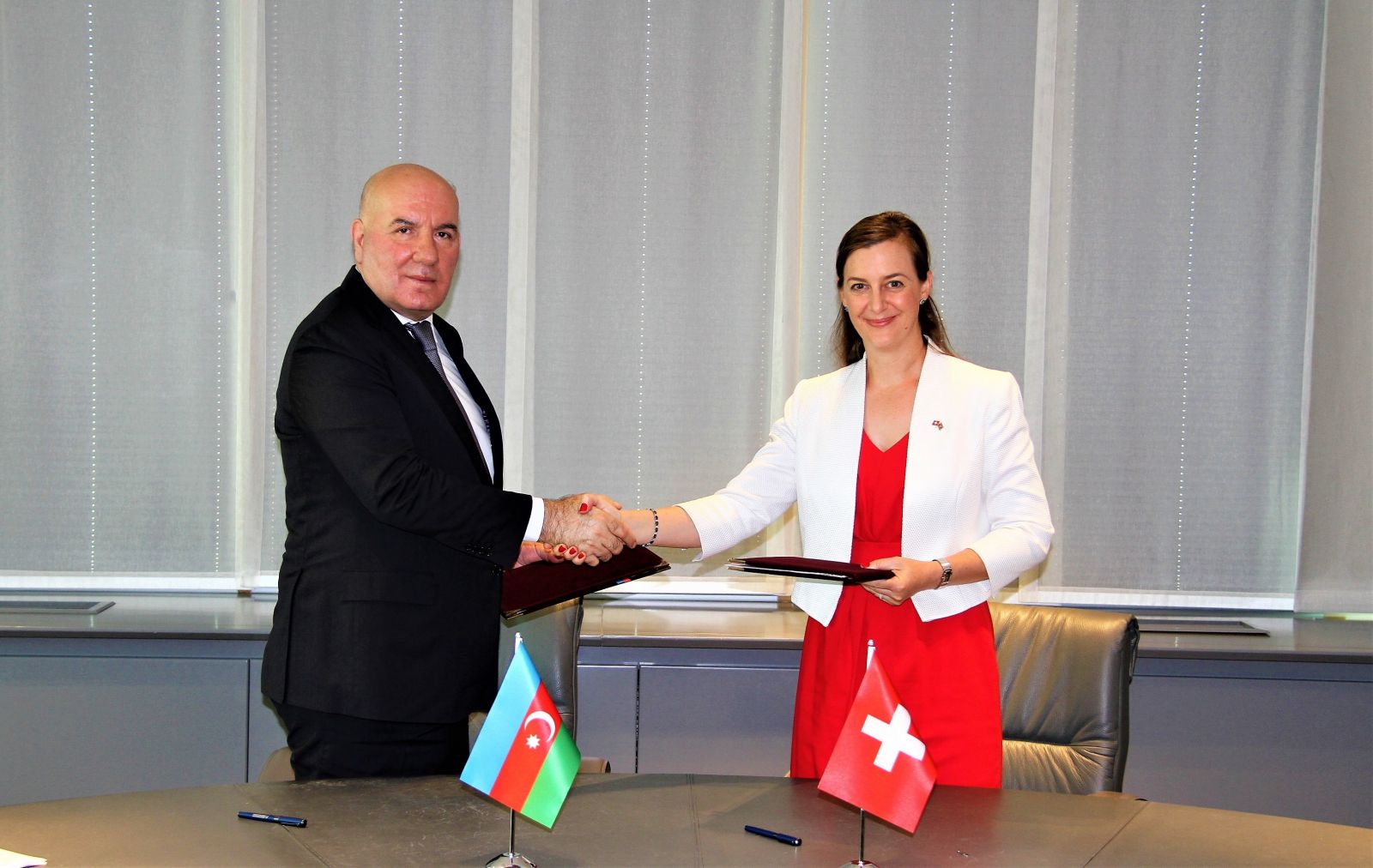 Azərbaycan Mərkəzi Bankı ilə SECO arasında anlaşma memorandumu imzalanıb
