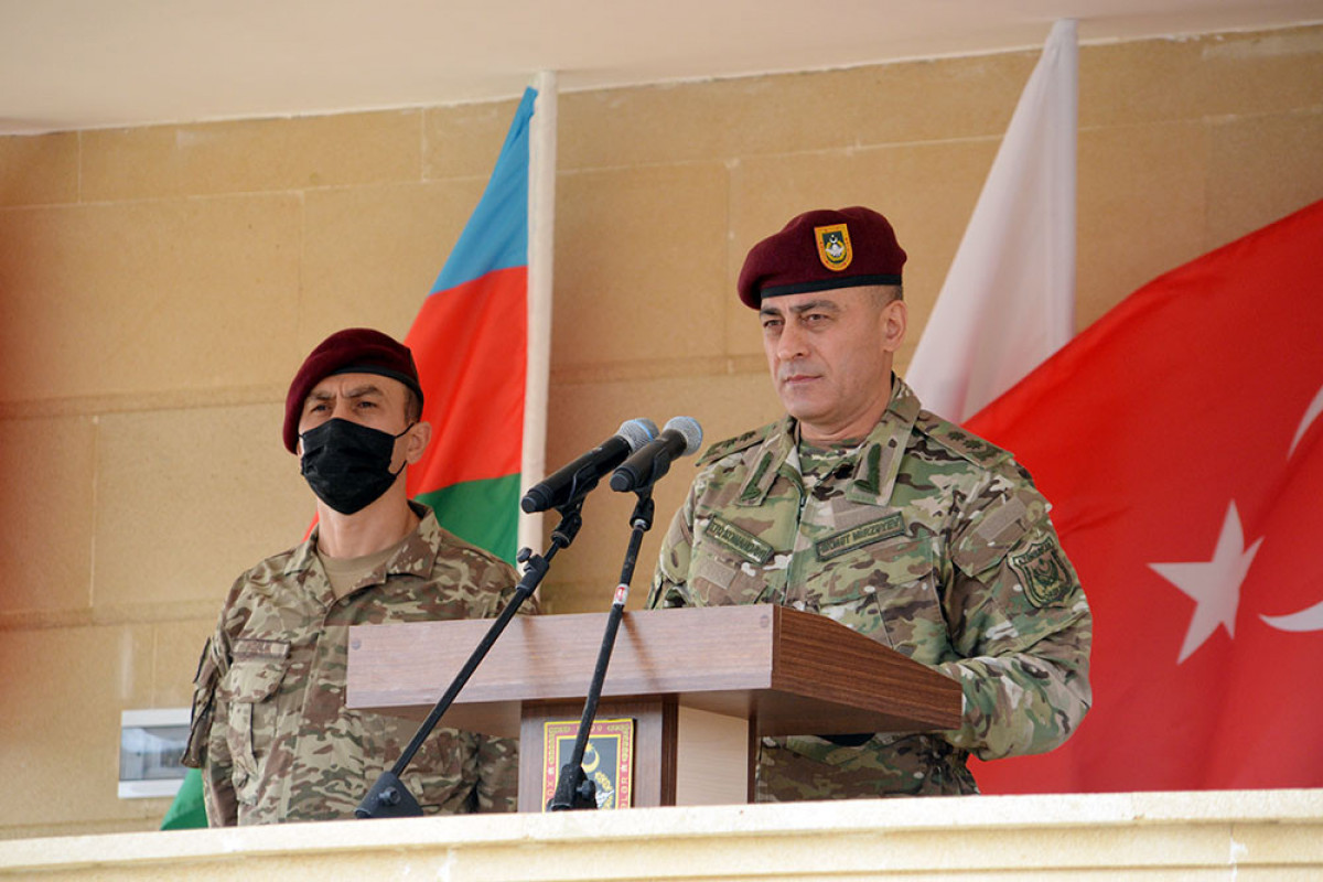 General-leytenant Hikmət Mirzəyev: 