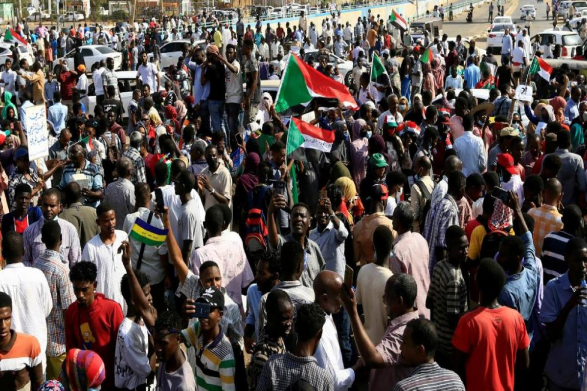 Sudanda hərbçilər Abdullah Hamdukun yenidən Baş nazir postuna qayıtmasına razılıq verib