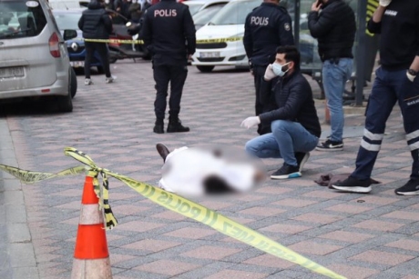 İstanbuldakı “razborka” da adam öldürən Kor Hüseyn kimdir? - Həbsxanada Məshədovla Şamil Basayevin şəkilini asan 