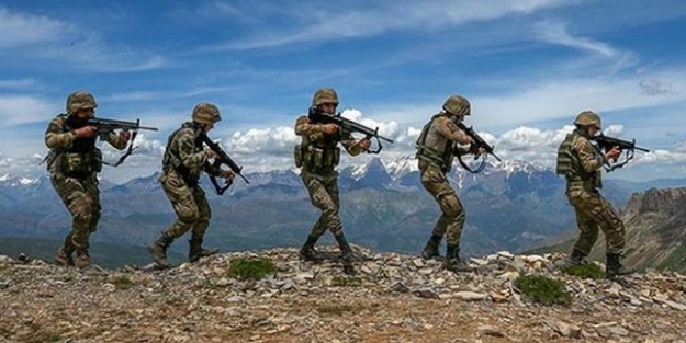 Türkiyə Ordusu İraqda terrorçulara məxsus mağaranı məhv edib