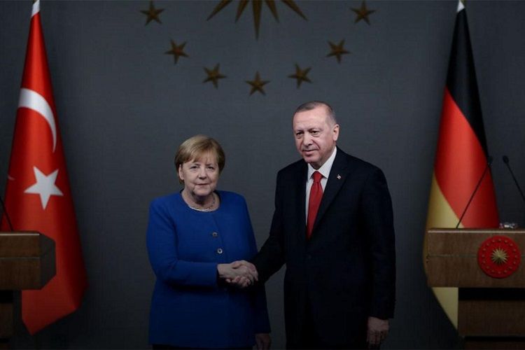 Ərdoğanla Merkel videokonfrans formatında görüşüblər