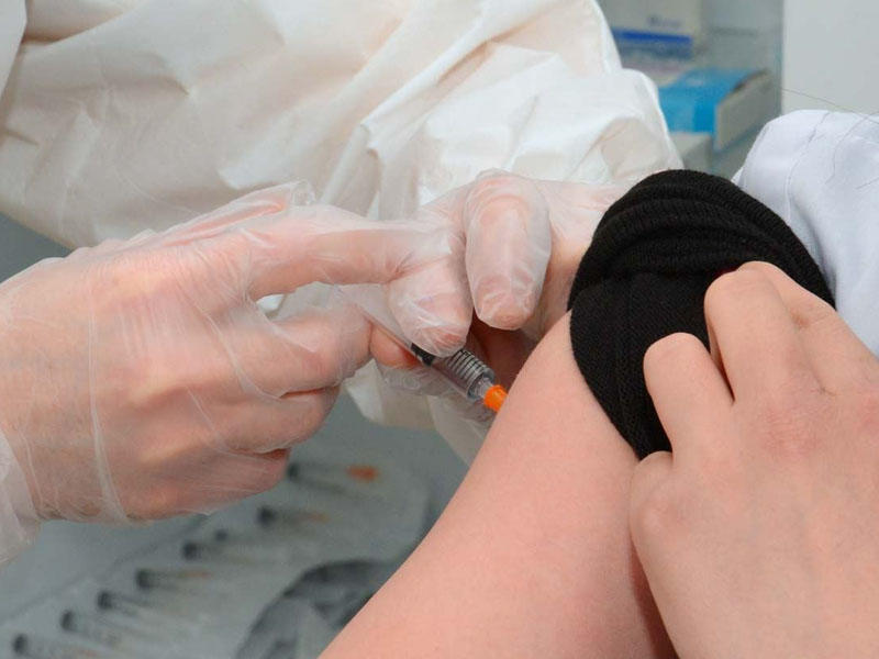 Azərbaycanda vaksin vurulananların sayı 1 milyonu keçdi – FOTO