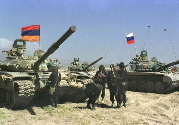 Rusiya Ermənistanı aktiv şəkildə silahlandırır