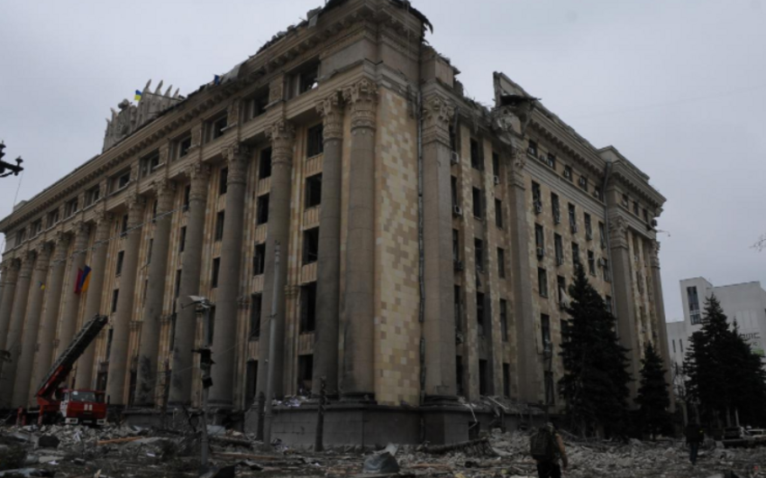 Rusiya qoşunları Xarkov vilayət administrasiyasının binasına daxil oldu