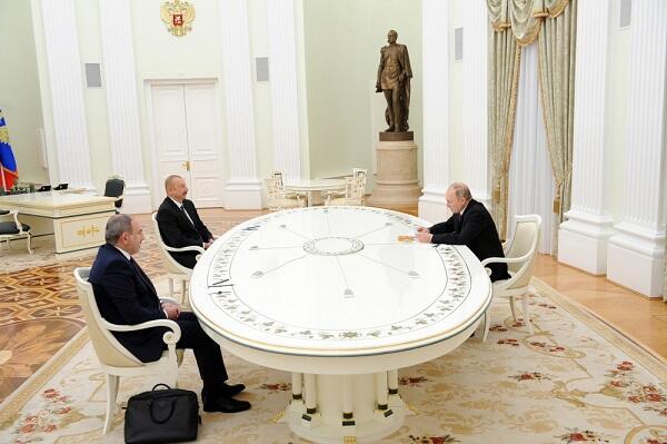 Putin, Əliyev və Paşinyan görüşünün yeri açıqlandı - Rusiya nəşri məlumat YAYDI