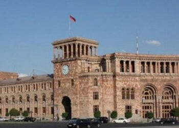 İrəvana axan qanunsuz milyardlar: Bakı nə etməlidir?