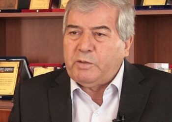 YAP Sabir Rüstəmxanlının müavinini “vurdu”