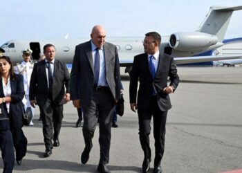 İtaliyanın müdafiə naziri Azərbaycana gəlib