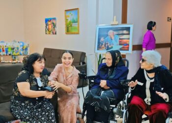 Leyla Əliyeva Qocalar evini ziyarət edib