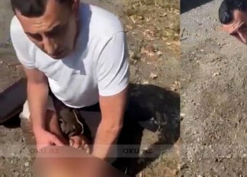 Başqasının ailəsinə sataşdığı iddia olunan şəxsi soyundurub təhqir etdilər