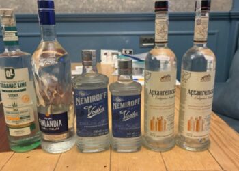 “London Pub”da da saxta içki satılırmış – Foto