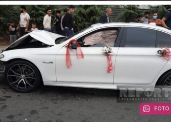 Cəlilabadda gəlin maşını qəzaya düşüb – Xəsarət alan var