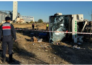 Türkiyədə avtobus aşdı -6 ölü, 25 yarali