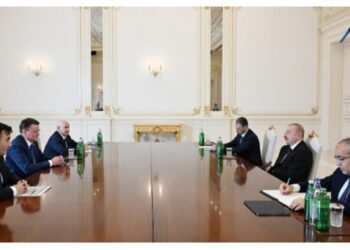 Prezident İlham Əliyev “MAN Truck&Bus” şirkətinin baş direktorunu qəbul etdi