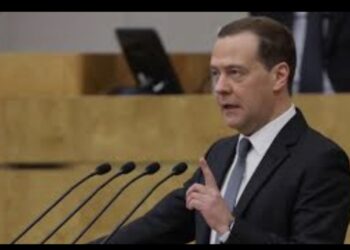 “Rusiyada qeyri-qanuni yaşayan miqrantlar və onların ailə üzvləri ölkədən çıxarılmalıdır”-Medvedev