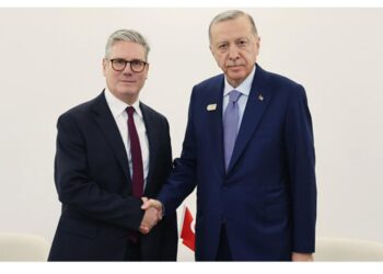 Ərdoğan Bakıda Britaniyanın baş naziri ilə görüşüb