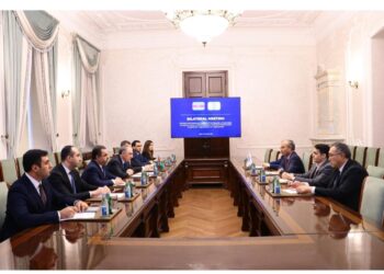 Kamran Əliyev Əsəd Məcid Xan ilə görüşdü – FOTO