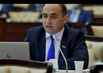 “Düşünürəm, məktəb həm də ideoloji və mədəni məsələdir”-Deputat Ceyhun Məmmədov