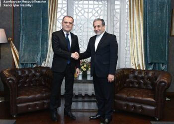 Ceyhun Bayramov İran XİN rəhbəri ilə görüşüb