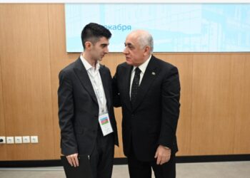 Baş Nazir Əli Əsədov Moskva Dövlət Texniki Universitetində