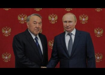 Putin Nazarbayevlə görüşdü