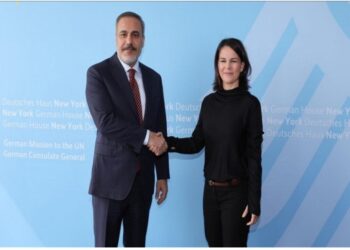 Hakan Fidan Almaniyalı həmkarı ilə görüşüb