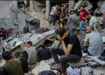 İsrail Qəzzanı atəşə tutub -8 nəfər ölub