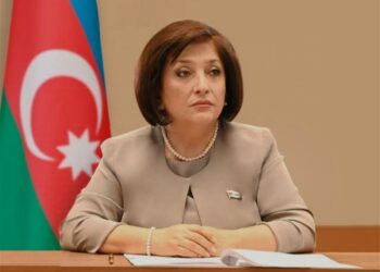 Sahibə Qafarova təyyarə qəzasında həlak olanların doğmalarına başsağlığı verdi