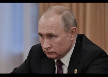 Putin bir sıra fəaliyyətlər həyata keçirib, lakin hadisəyə münasibət bildirməyib