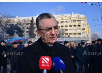 Rəsmilər vida mərasimində-Video