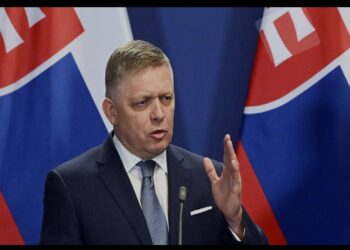 Slovakiyayanin Baş Naziri Ukraynaya xəbərdarlıq etdi