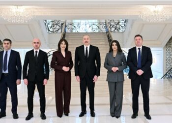 Prezident İlham Əliyev yerli televiziya kanallara müsahibə verib