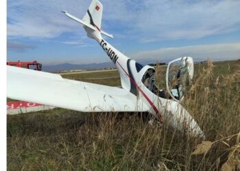 Türkiyədə təyyarə qəzasi: xəsarət alan var -Fotolar