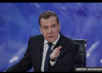 “Saqqalını yeni qırxan Paşinyan ölkəsinin KTMT üzvü olduğunu xatırlasa, təəccüblənmərəm”-Medvedev