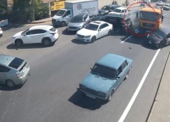 Daxili İşlər Nazirliyinin Nəqliyyatı İntellektual İdarəetmə Mərkəzində ötən il ərzində 2012 yol-nəqliyyat hadisəsi qeydə alınıb