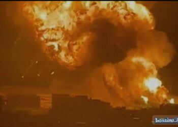 Ukrayna Tuladaki neft anbarlarını bombalayib