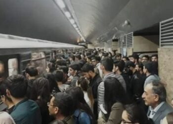 Metroda səs-küy salan şəxs 30 sutka həbs edildi