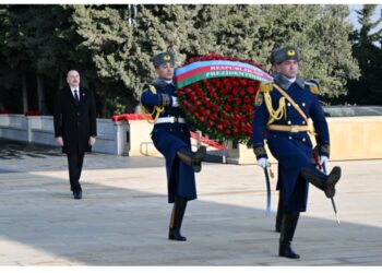 Prezident İlham Əliyev Şəhidlər xiyabanını ziyarət etdi-Foto-Video