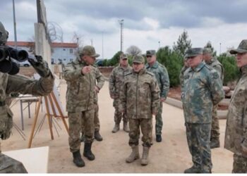 Hikmət Mirzəyev Türkiyədə 6 çi korpus komandanligi ilə Suriya yaxinliginda