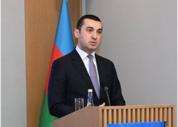 Rəsmi Bakidan Paşinyana sərt cavab