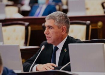 “Ən aşağı pensiya 320 manat olacaq”-Vüqar Bayramov