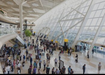 Rusiyanın keçmiş hakimi Yelena Xaxaleva Bakı hava limanında saxlanılıb