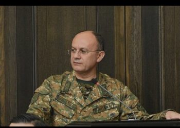 Ermənistanın keçmiş müdafiə naziri Seyran Ohanyan Azərbaycanı hədələyən bəyanatla çıxış edib