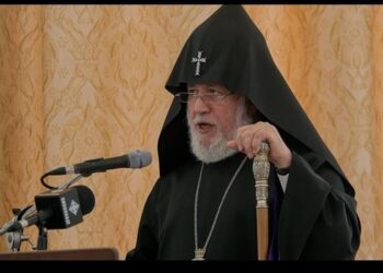 Ermənilərin katolikosu II Qaregin Ermənistan ordusu barəsində çıxış edib